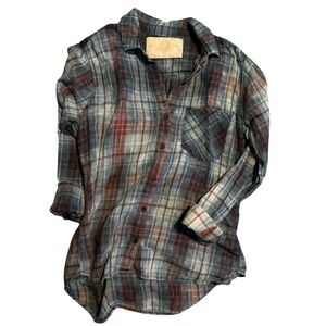 Bella Dahl Single Pocket Chambray Blue/Red Plaid Button Down Distressed Shirt